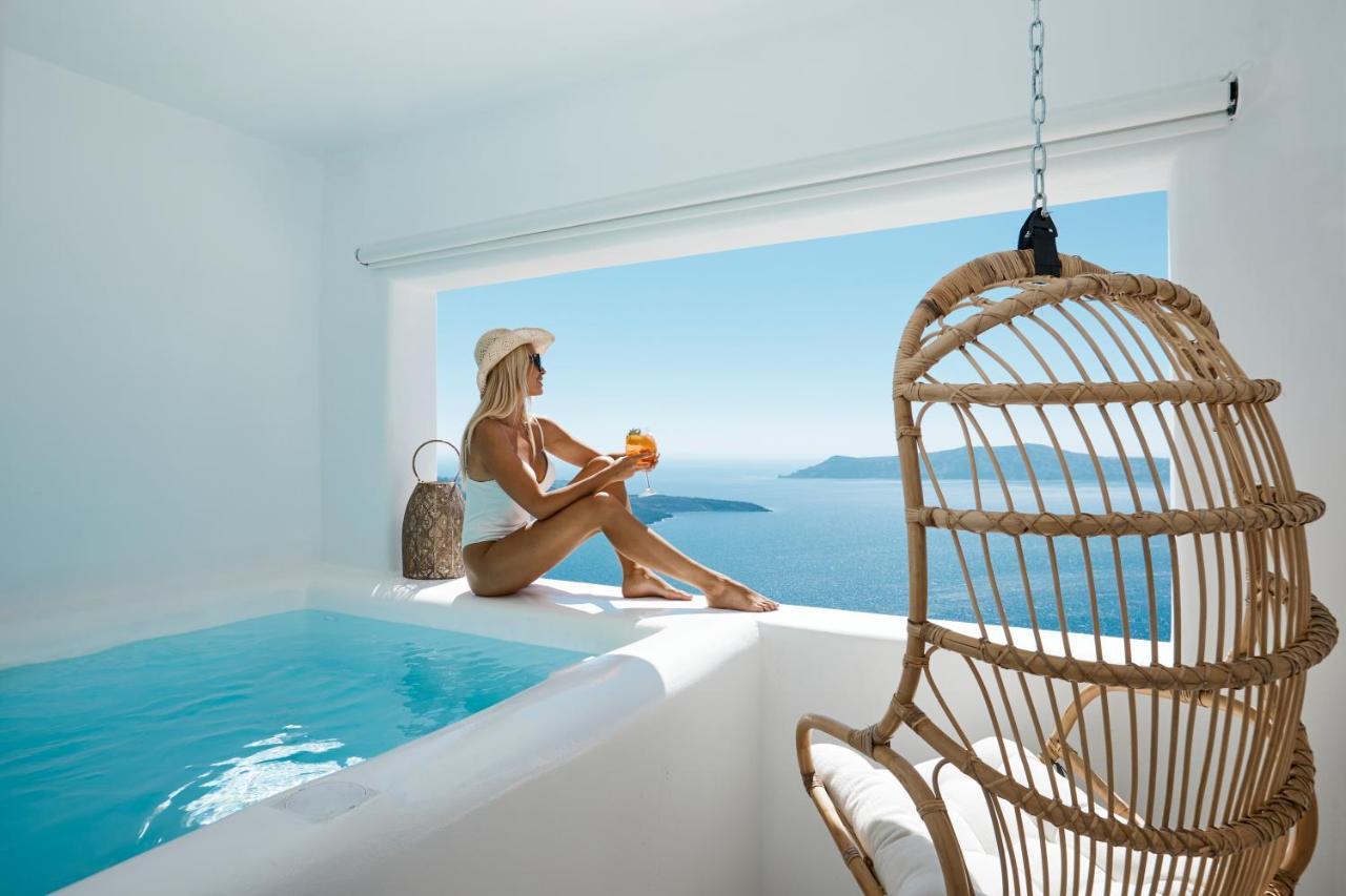 U & Me Suites Фіра Екстер'єр фото